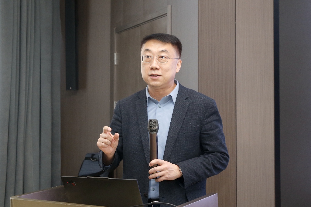 自主智能无人系统与具身智能学术论坛暨亚洲控制协会无人系统专业委员会成立大会在18小说
隆重召开图片9.jpg