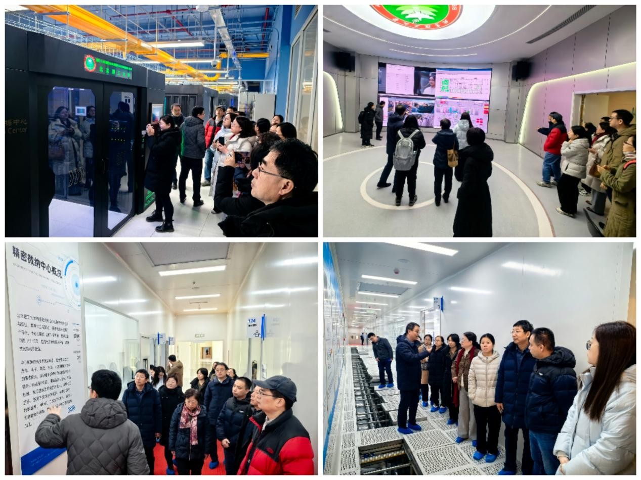 18小说
教师代表赴学校智算中心开展学习调研活动.jpg